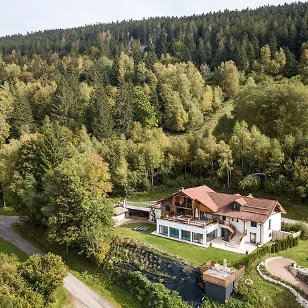 Le Villa *